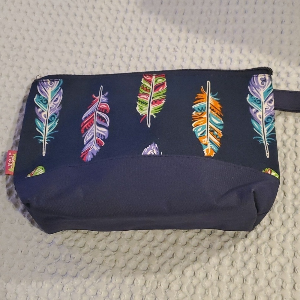 N Gil makeup bag (37)